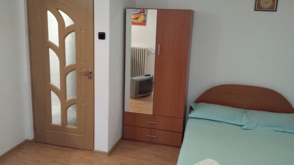 Ferienwohnung Rent House Unirii Bukarest Exterior foto